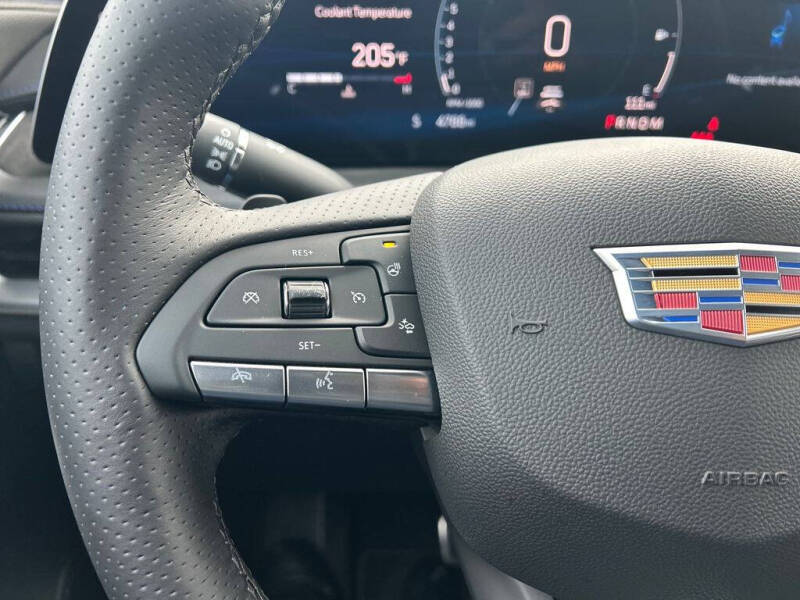 2025 Cadillac XT4 Sport