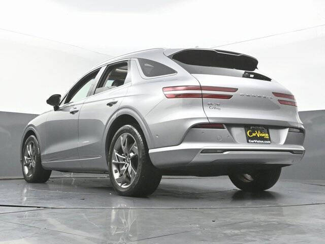 2023 Genesis Electrified GV70