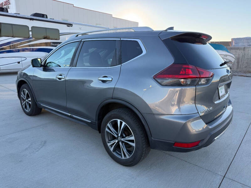 2018 Nissan Rogue SL