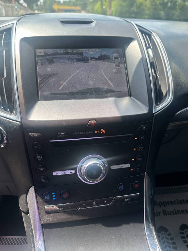 2019 Ford Edge Titanium