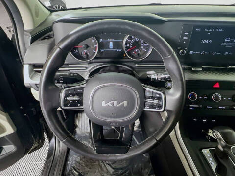 2024 Kia Carnival