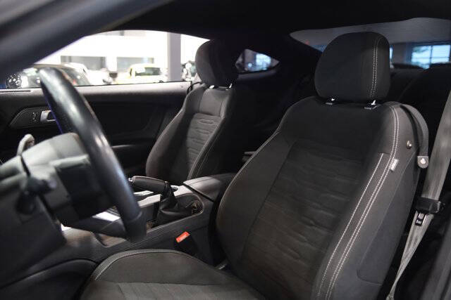 2022 Ford Mustang Mach 1