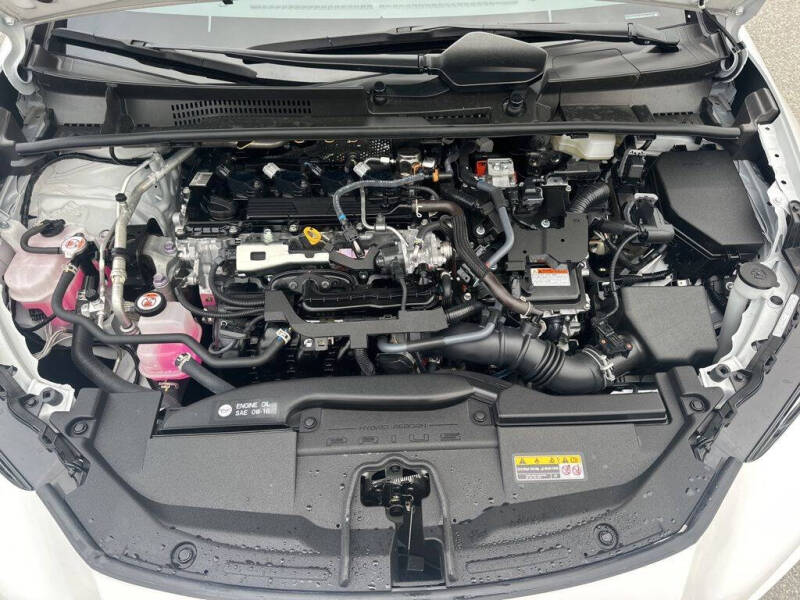 2025 Toyota Prius XLE