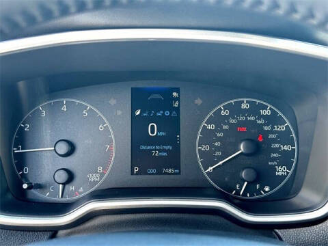 2025 Toyota Corolla Hatchback SE