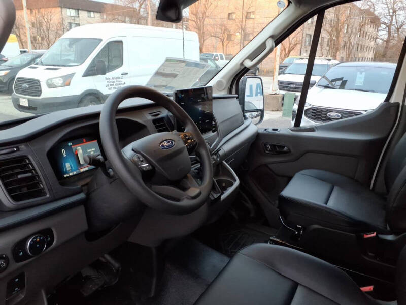 2026 Ford Transit 250