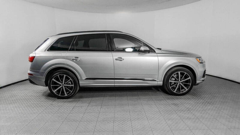 2022 Audi Q7 quattro Premium Plus 55 TFSI