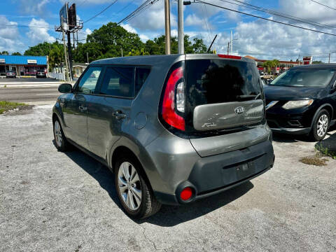 2015 Kia Soul +