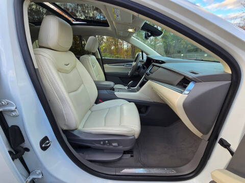 2017 Cadillac XT5 Premium Luxury