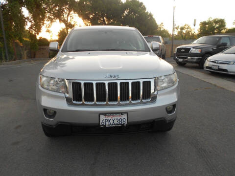 2011 Jeep Grand Cherokee Laredo