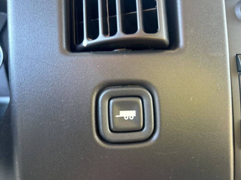 2023 Chevrolet Express 2500