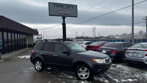 2009 Subaru Forester for sale at TWIN CITY AUTO MALL in Bloomington IL