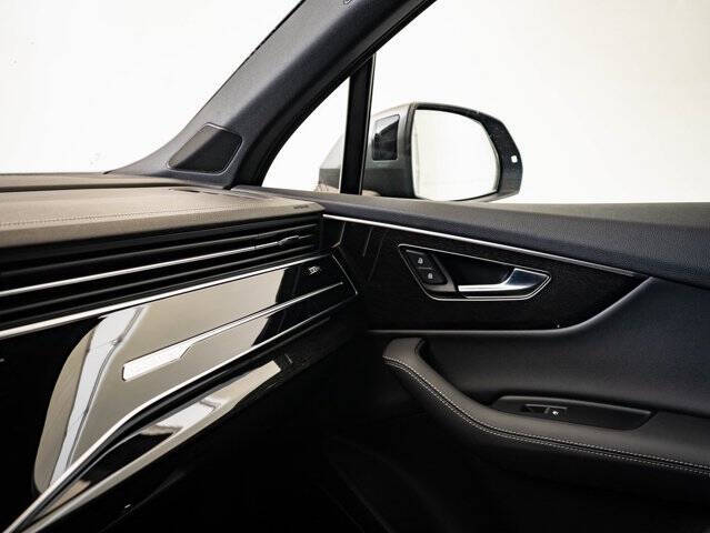 2025 Audi Q7 quattro Premium Plus 45 TFSI