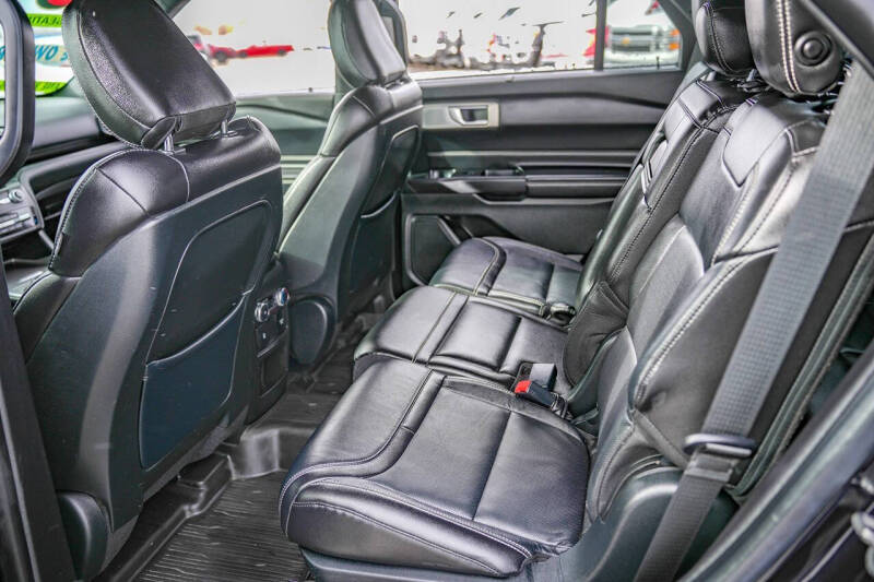 2020 Ford Explorer ST