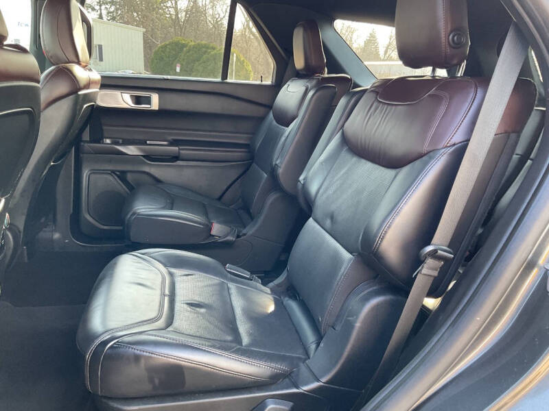 2020 Ford Explorer Platinum