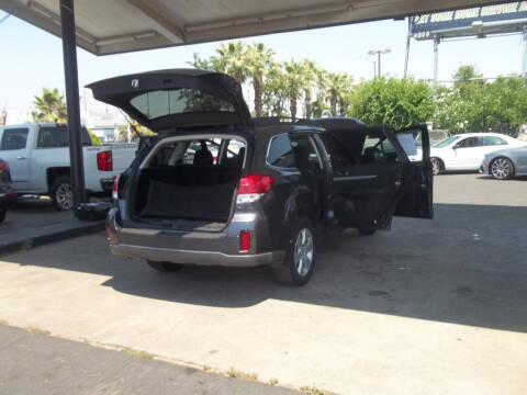 2012 Subaru Outback 2.5i Premium