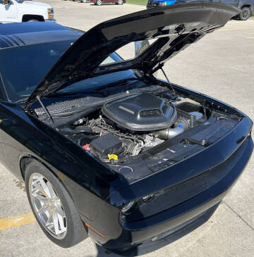 2016 Dodge Challenger R/T Shaker