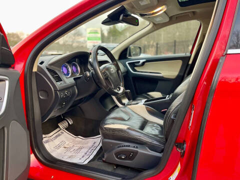 2010 Volvo XC60 T6 R-Design