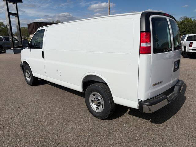 2026 Chevrolet Express 2500
