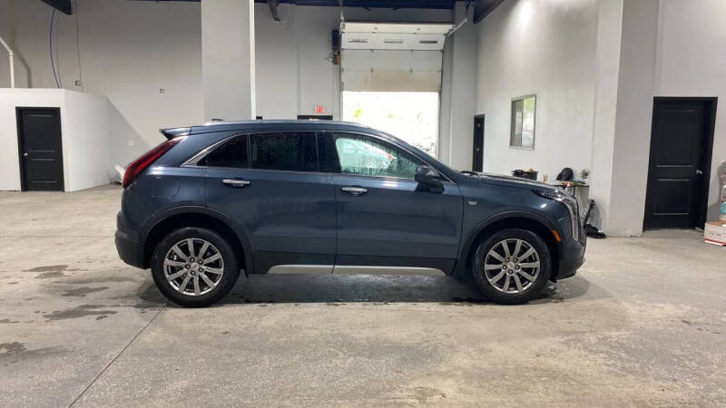 2019 Cadillac XT4 Premium Luxury