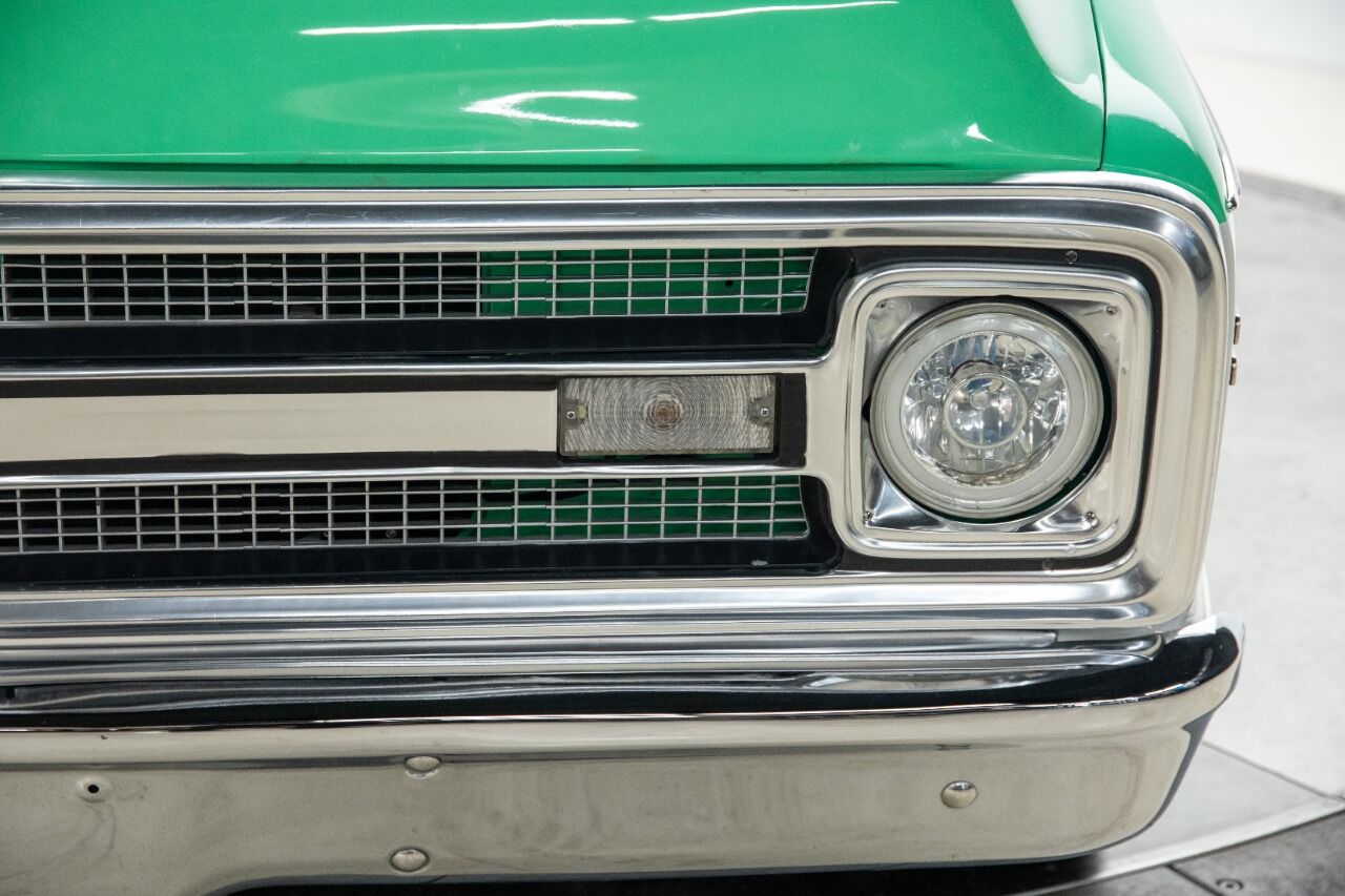 1969 Chevrolet C10 Series 19