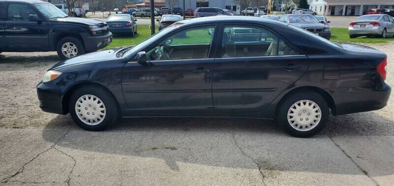 2004 Toyota Camry Standard