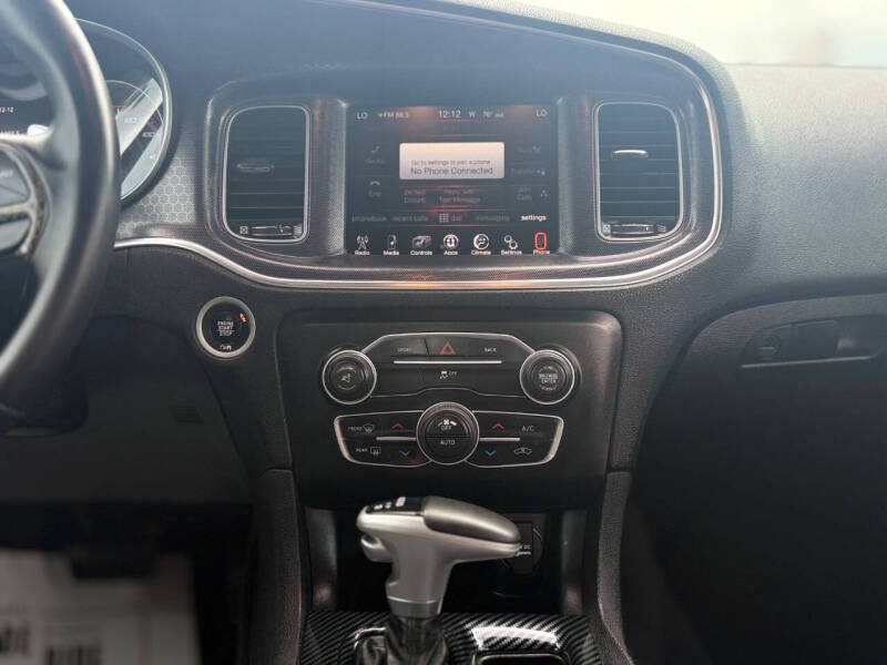 2016 Dodge Charger SXT
