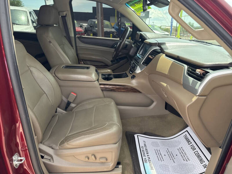 2017 GMC Yukon XL SLT