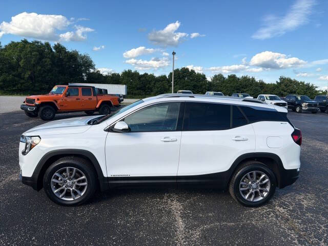 2024 GMC Terrain SLT