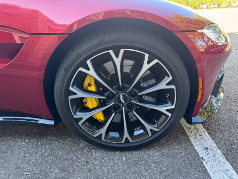 2019 Aston Martin Vantage