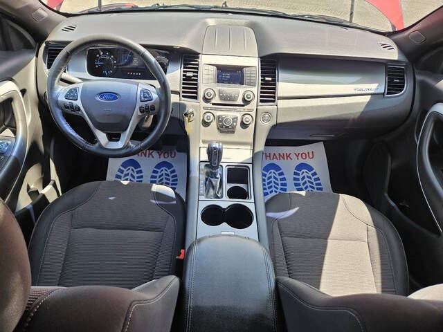 2019 Ford Taurus SEL