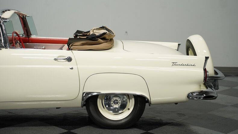 1956 Ford Thunderbird