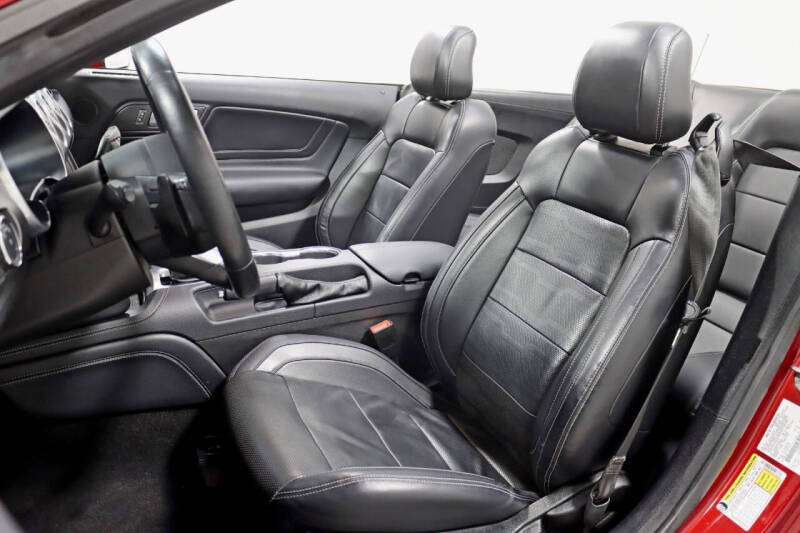 2019 Ford Mustang EcoBoost Premium