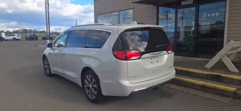 2017 Chrysler Pacifica Limited