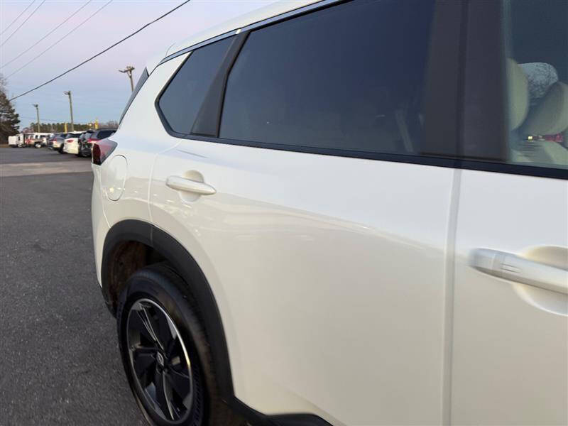 2025 Nissan Rogue SV