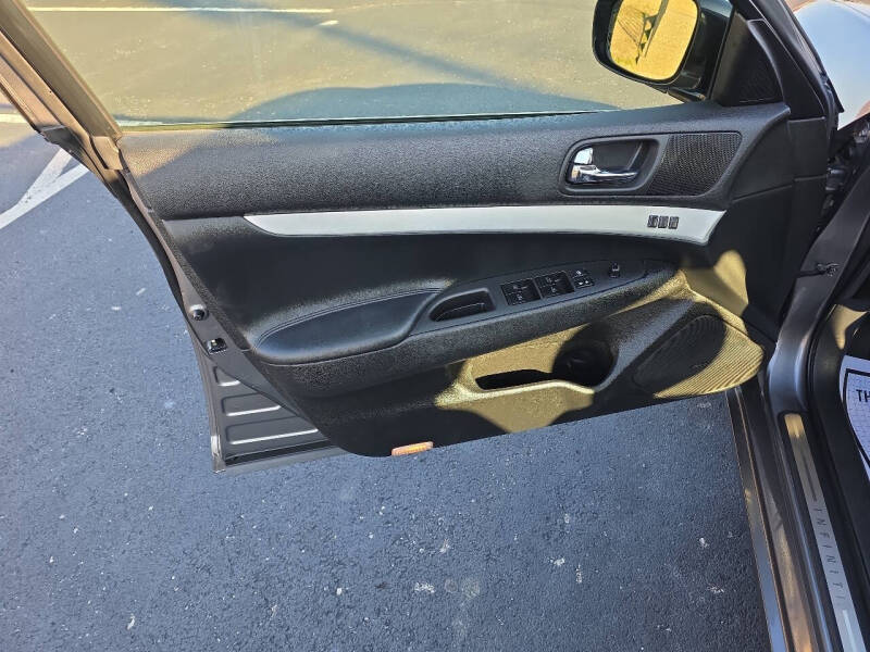 2012 Infiniti G37 Sedan x