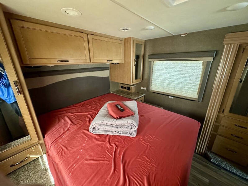 2017 Ford Motorhome Chassis