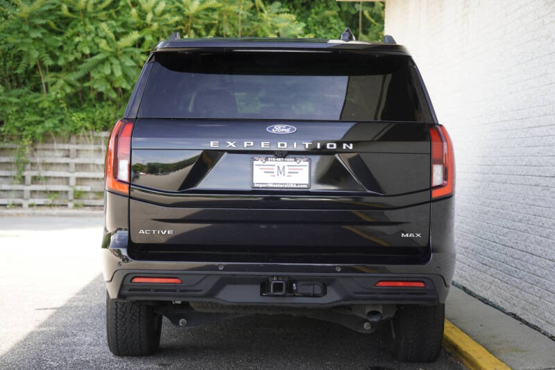 2025 Ford Expedition MAX Active