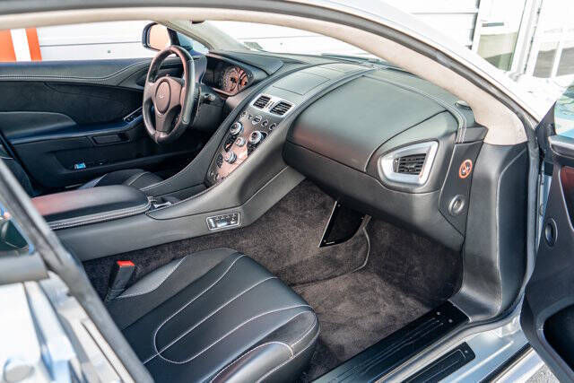 2014 Aston Martin Vanquish 19