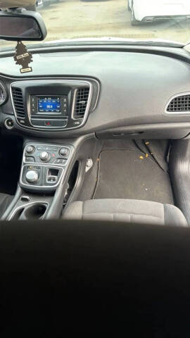 2016 Chrysler 200