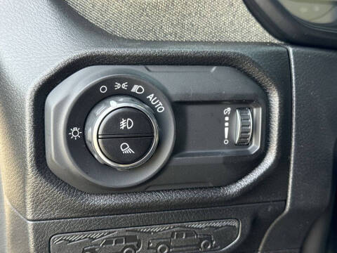2026 Jeep Gladiator Sport