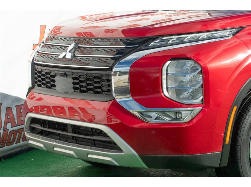 2024 Mitsubishi Outlander