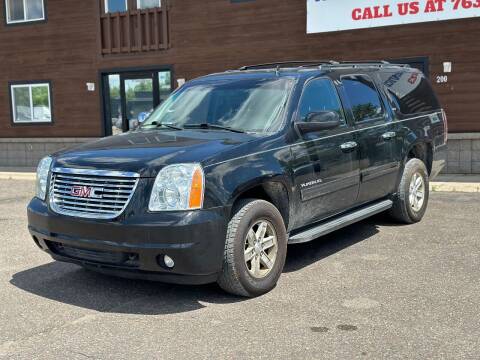 2014 GMC Yukon XL for sale at H & G AUTO SALES LLC in Princeton MN