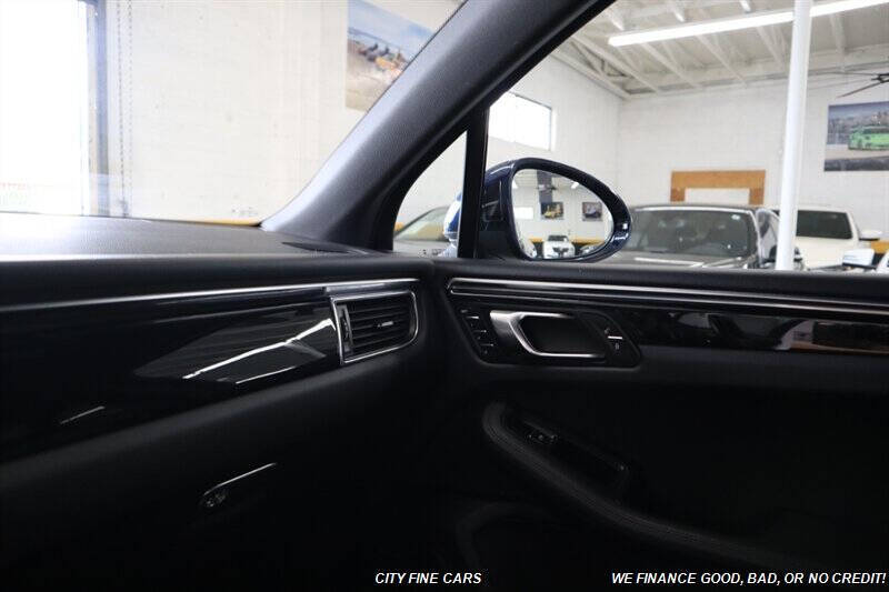 2018 Porsche Macan