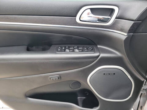 2018 Jeep Grand Cherokee Summit