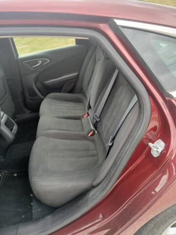 2016 Chrysler 200 Limited