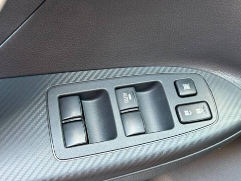 2024 Mitsubishi Eclipse Cross LE