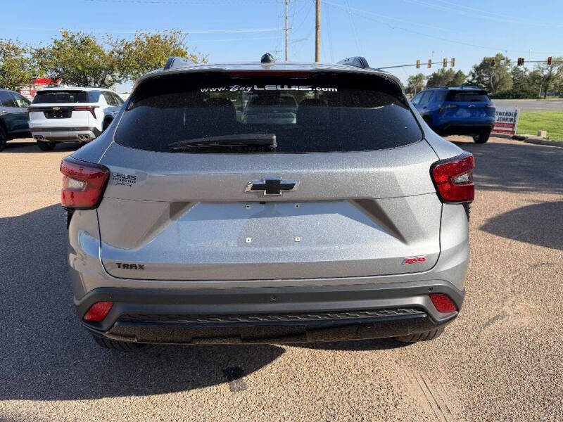 2025 Chevrolet Trax RS's photo