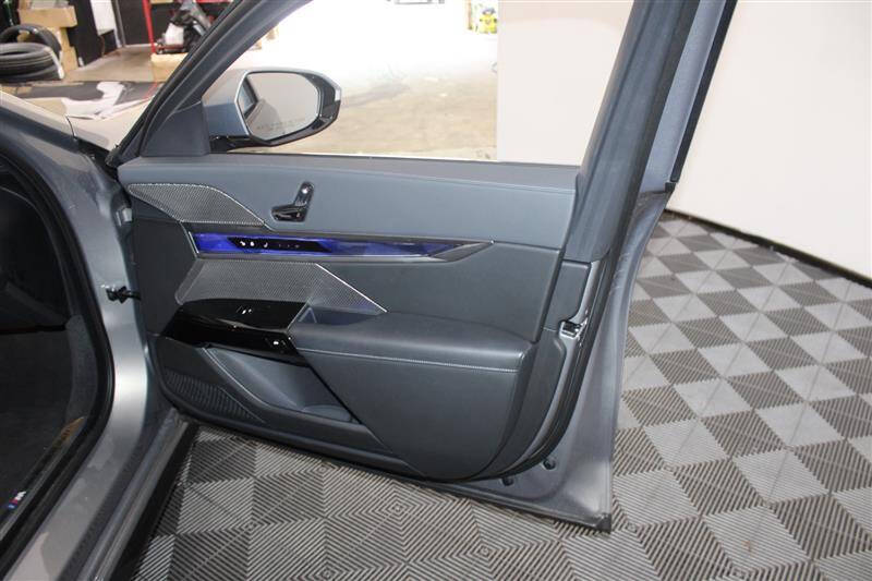 2024 BMW 7 Series 740i