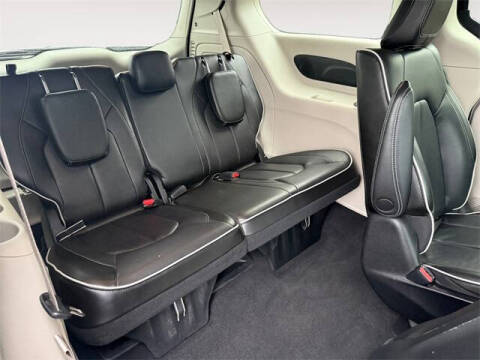 2022 Chrysler Pacifica Hybrid Limited