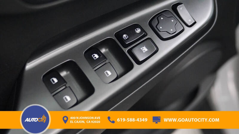 2023 Hyundai Kona SE